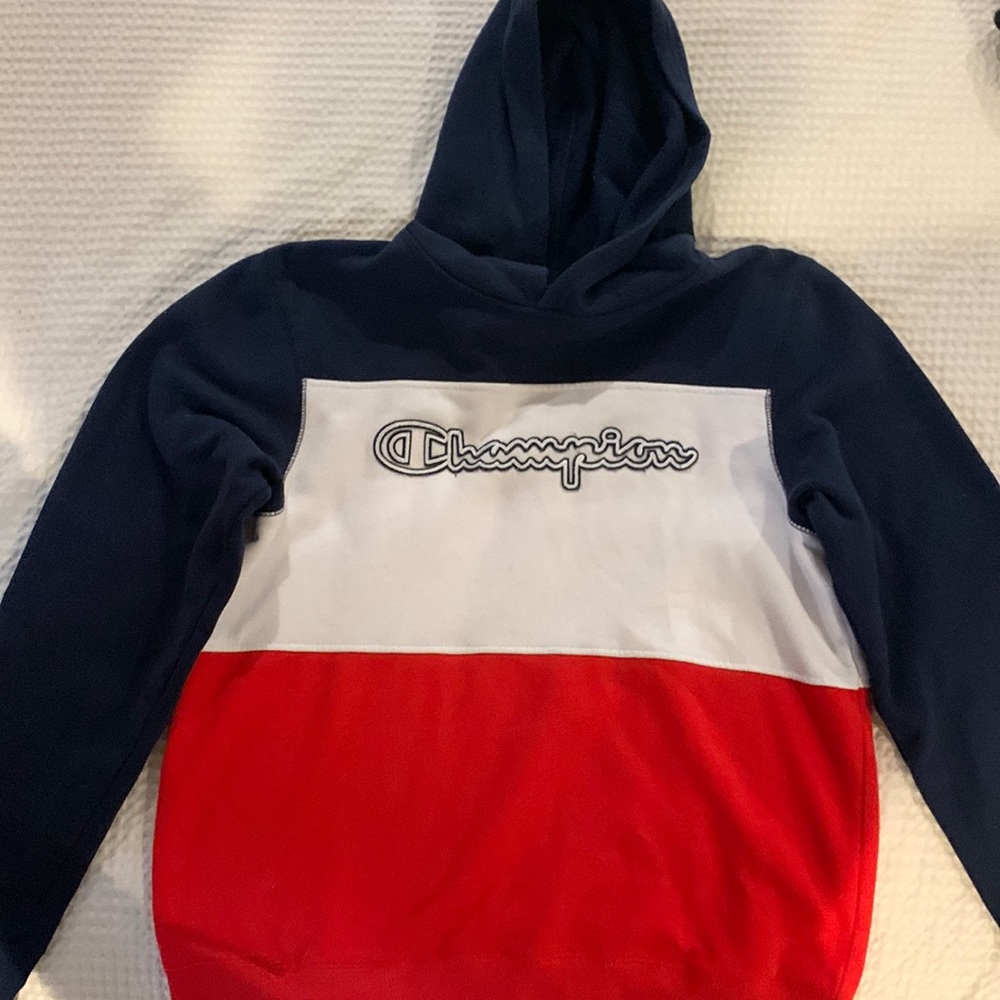 Boys xl champion sweatshirt. Great condition. No stains.